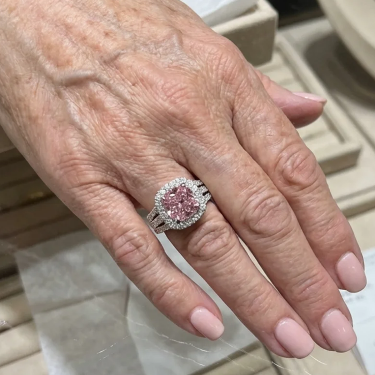 Anillo Halo Empress Rosa | Oro Blanco