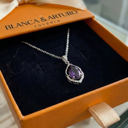 Selvara Crescent Drop Necklace | White Gold