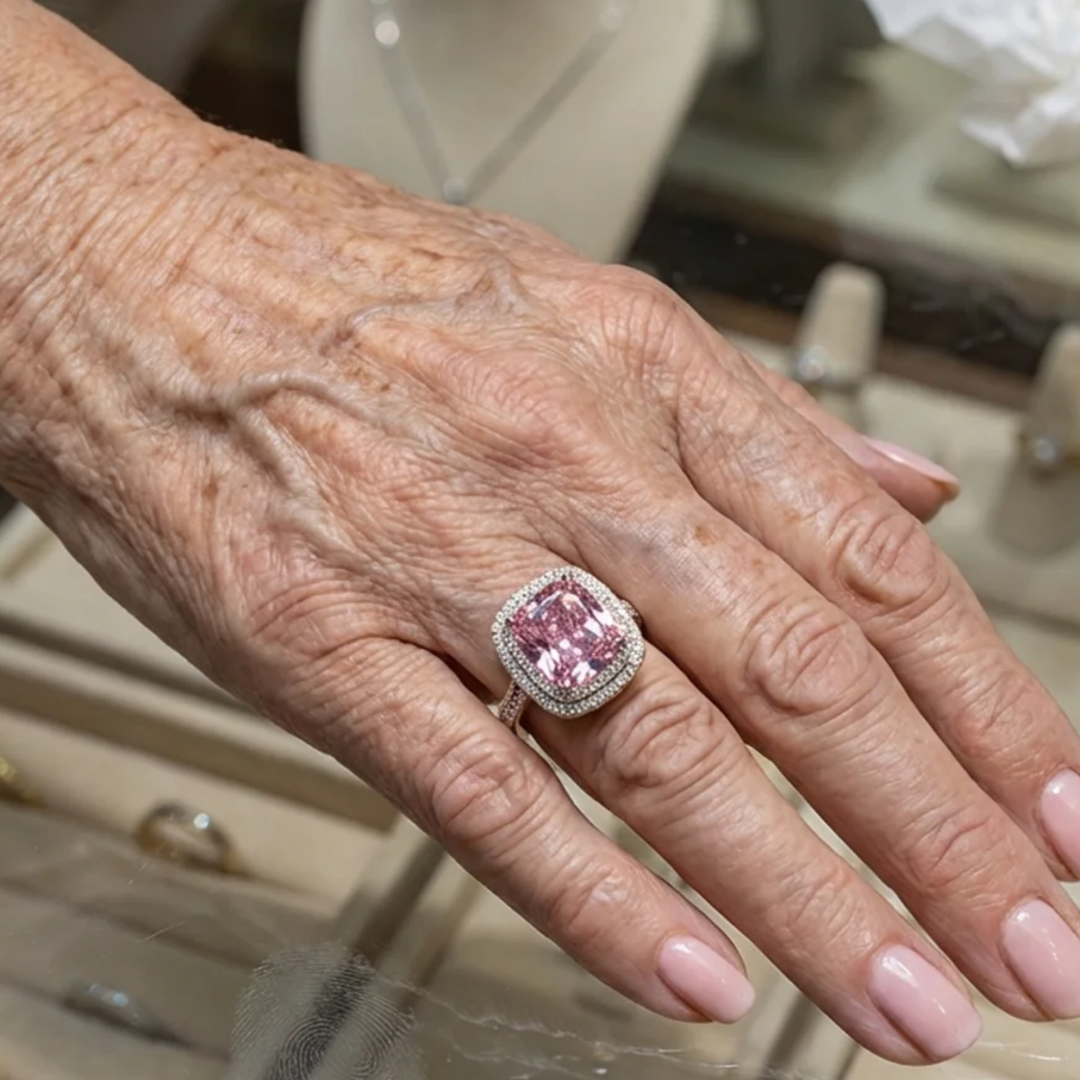 Anillo Cojín Zafiro Rosa | Oro Blanco
