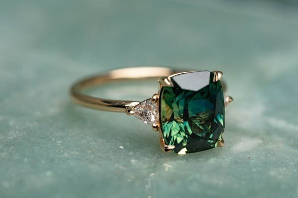 Anillo Piedra Verde Estilo Vintage | Oro