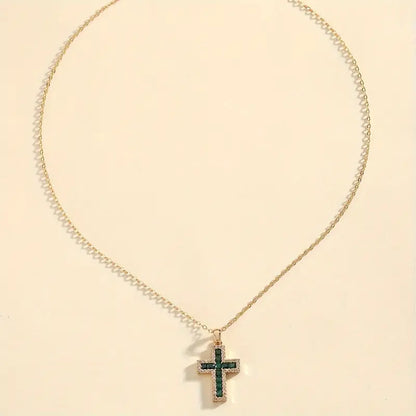 Collar Colgante Cruz Esmeralda Soléne | Oro